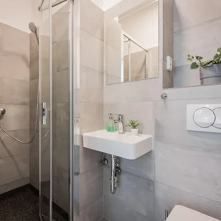 Self-service Ostas Hotel Praag