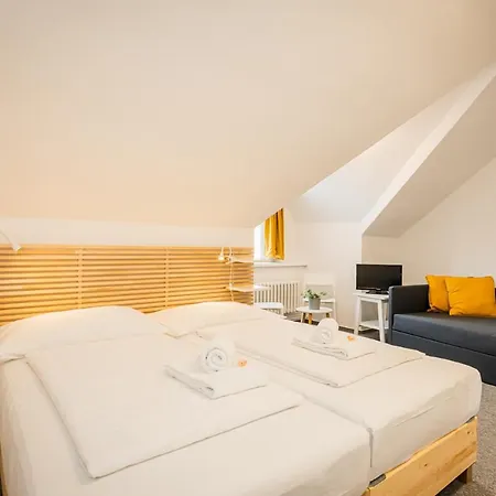 Self-service Ostas 3*