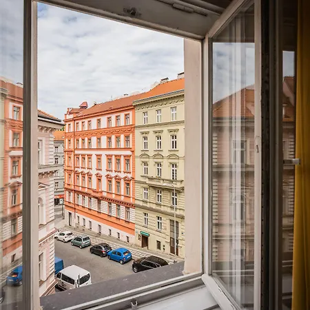Self-service Ostas Hotel Prague