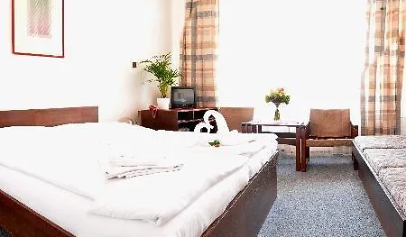 Hotel Self-service Ostas 3*